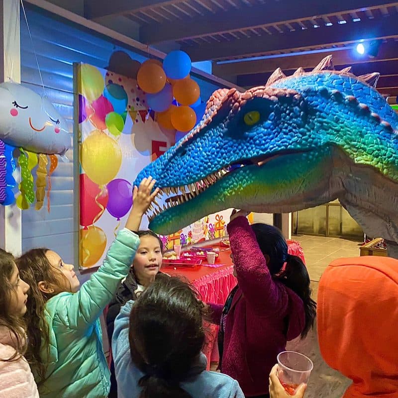 EROP interactuando con el público